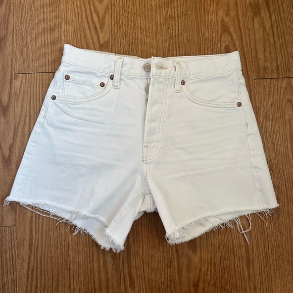 AGOLDE Parker Long Denim Short Panna Cotta new with tags - Picture 2 of 5